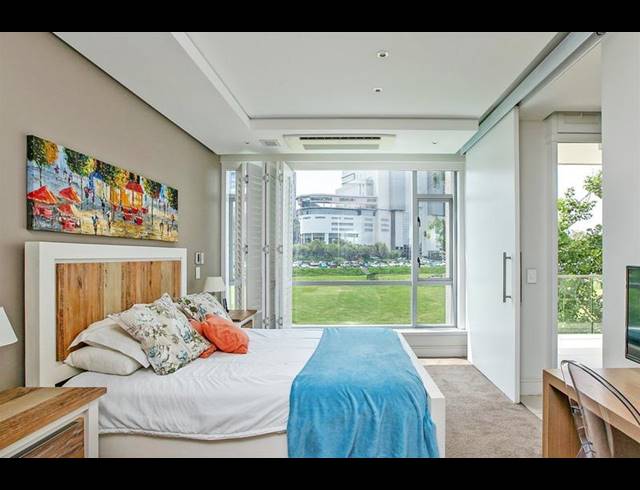 1 BEDROOM APARTMENT FOR SALE IN SANDOWN